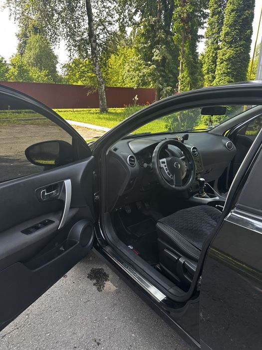 Продам Nissan Qashqai.