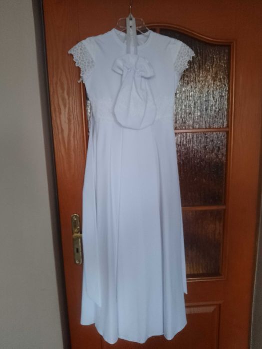 Alba komunijna dla dziewczynki