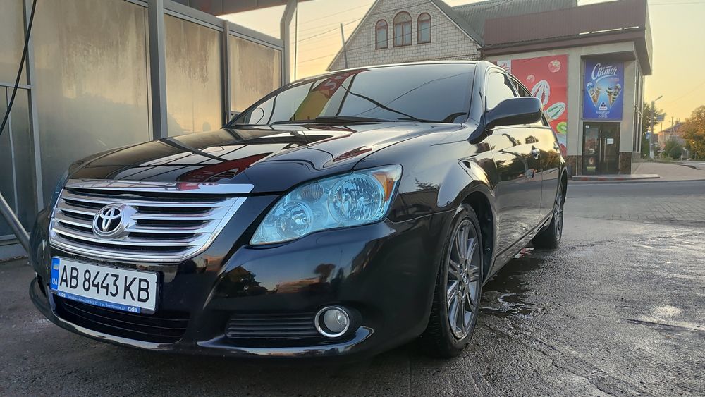 Toyota Avalon комплектація Limited