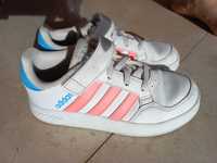 Ténis adidas originais, em muito bom estado, tamanho 30