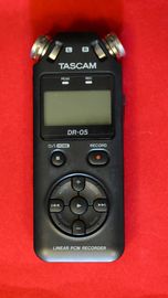 Tascam DR-05 profesjonalny rejestrator stereo dyktafon