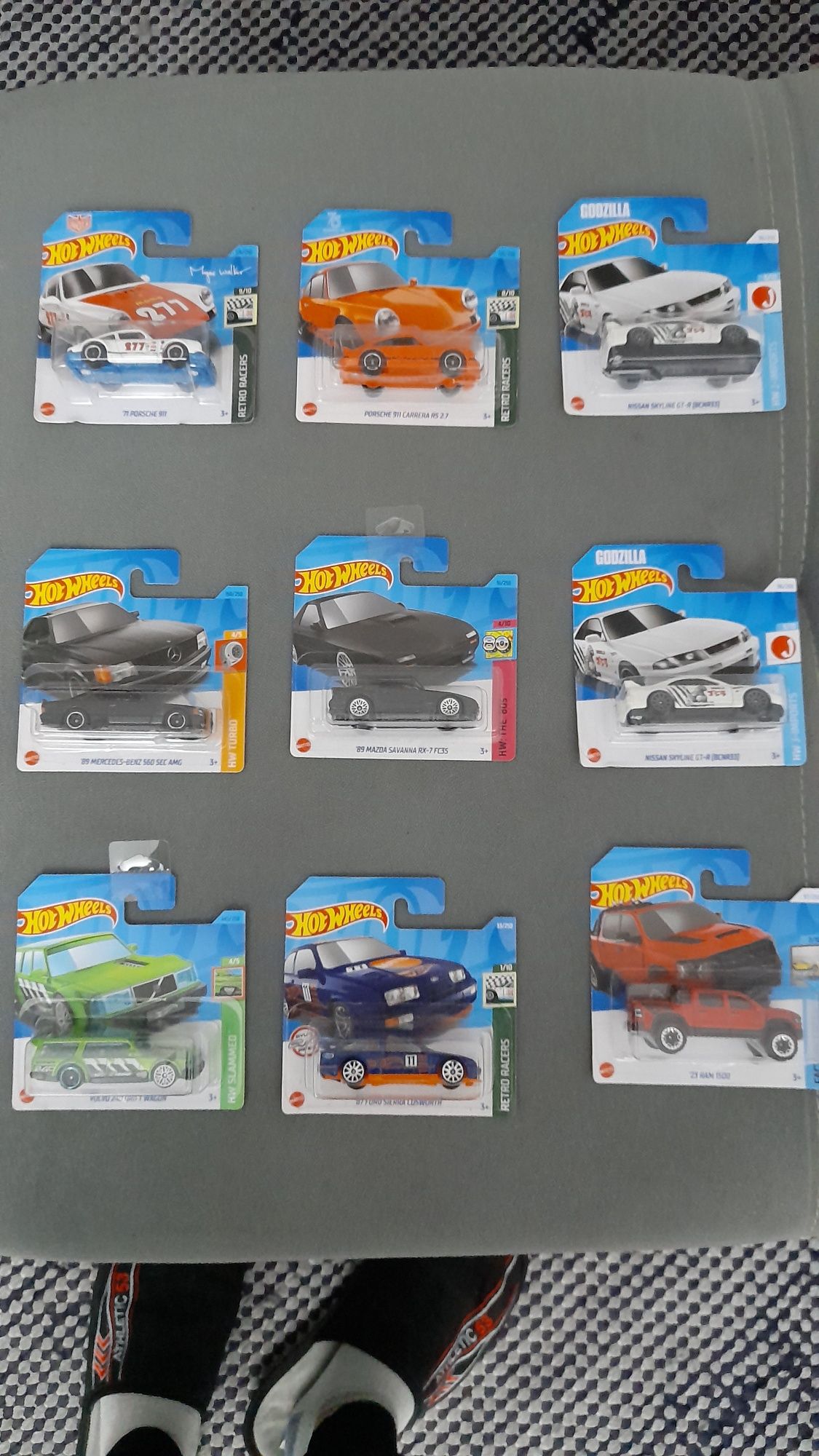 Hot Wheels Vários