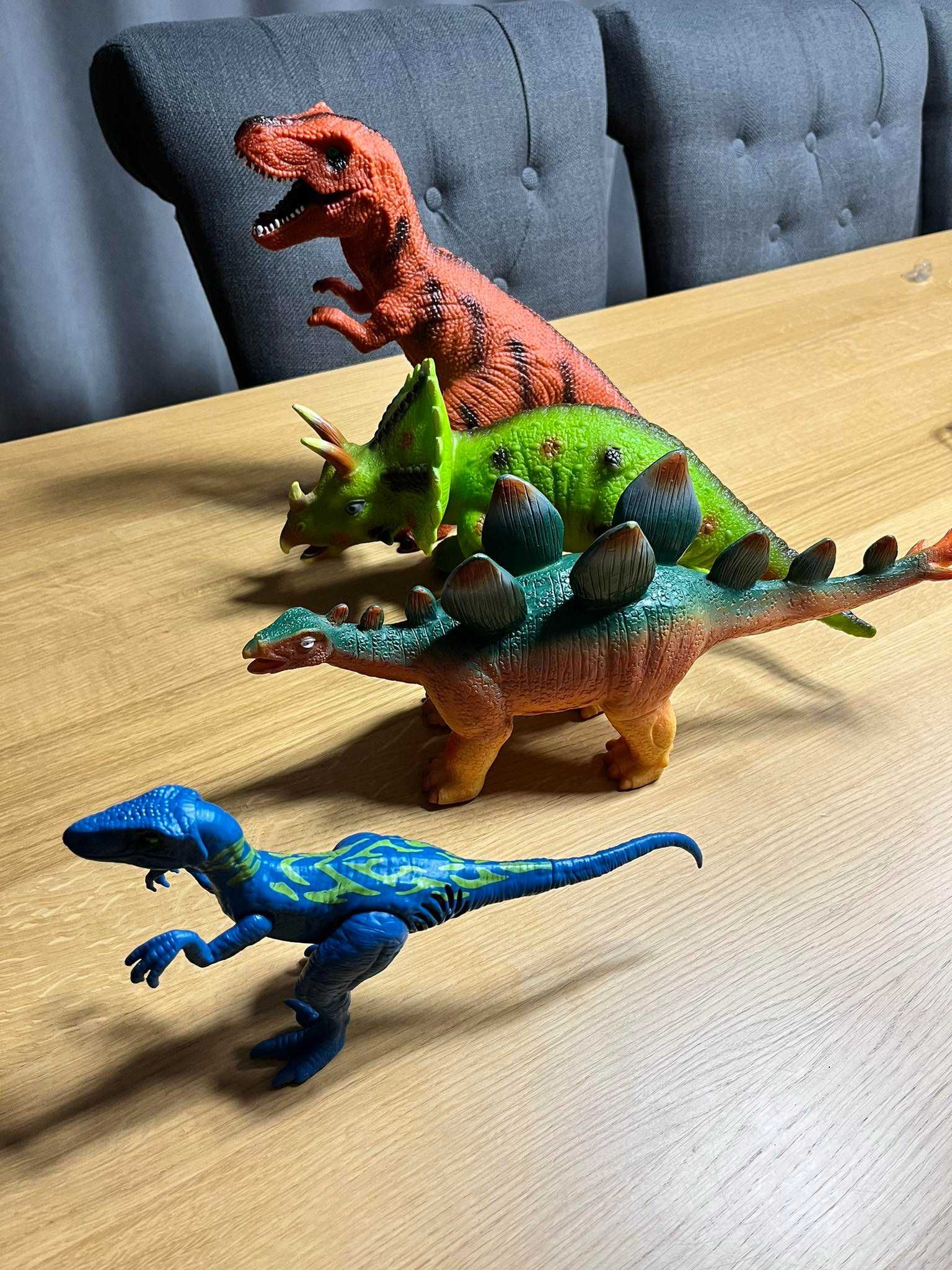 Dinozaur dinozaury figurki zestaw komplet 4 szt plus gratis