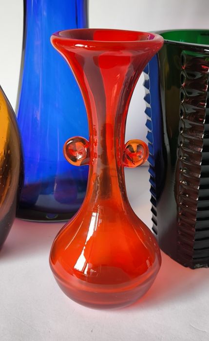 Wazon piękne stare kolorowe szkło