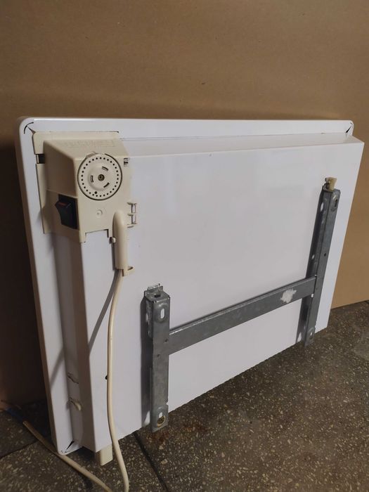 Grzejnik elektryczny konwektorowy, Welcome 1500W