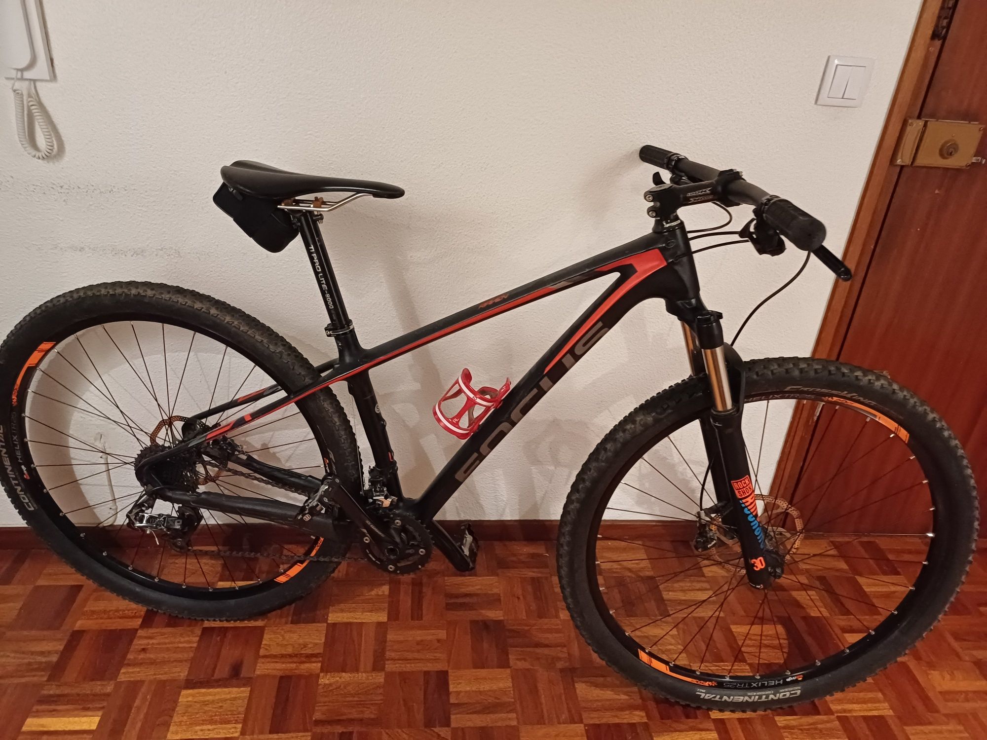 Bicicleta BTT Focus Raven - tamanho S