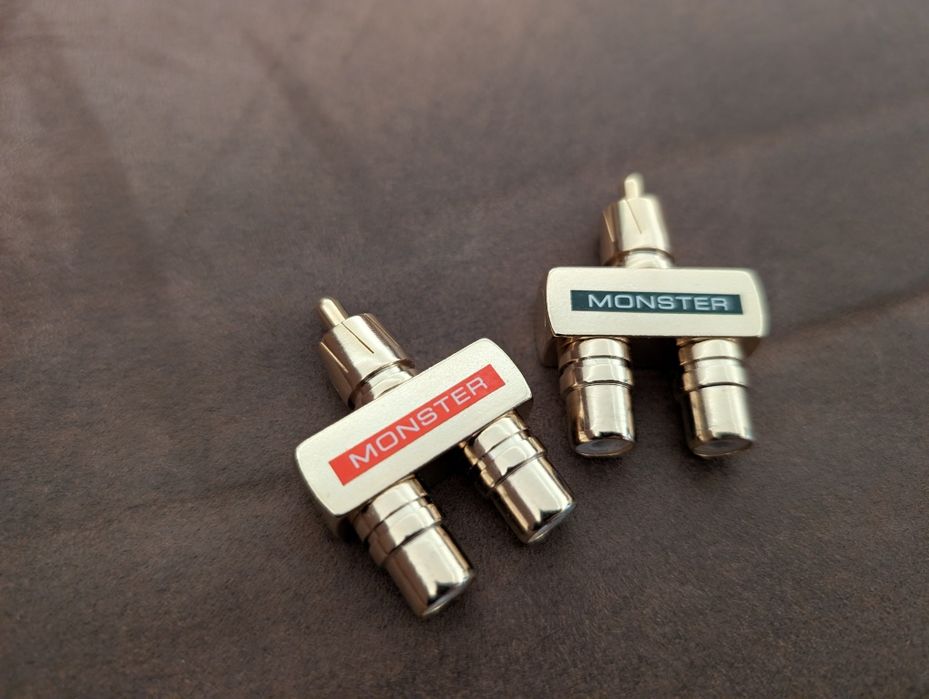 Conjunto de fichas RCA em Y (1 para 2)