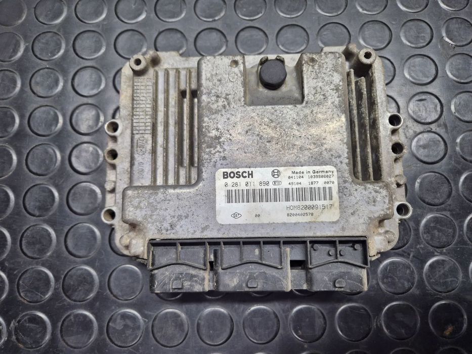 KOMPUTER STEROWNIK SILNIKA TRAFIC VIVARO PRIMASTAR 2.5 DCI 01-06r.