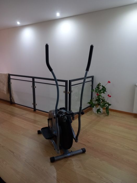 Elitica usada mas em bom estado