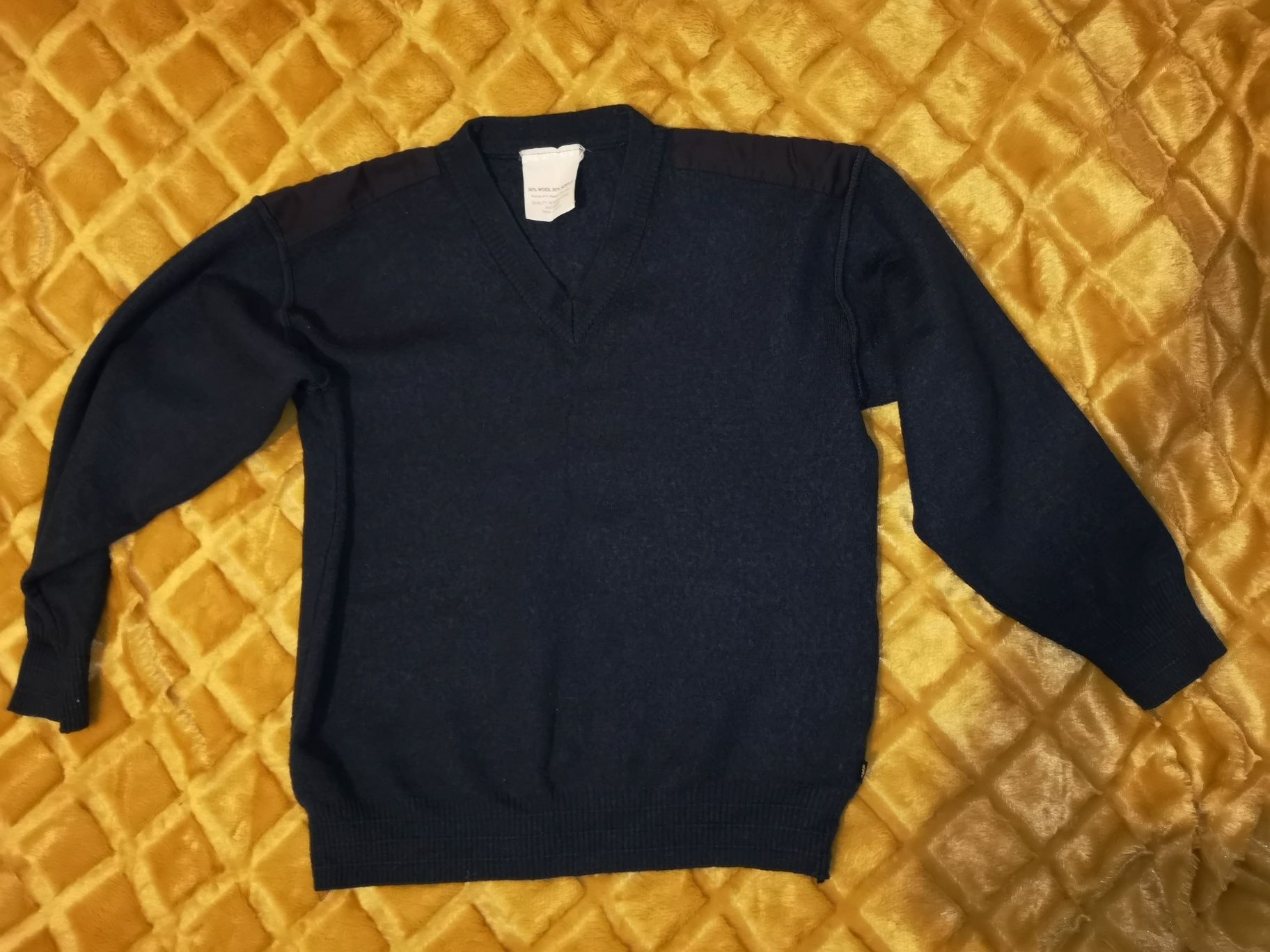 Granatowy sweter męski 50%wełna