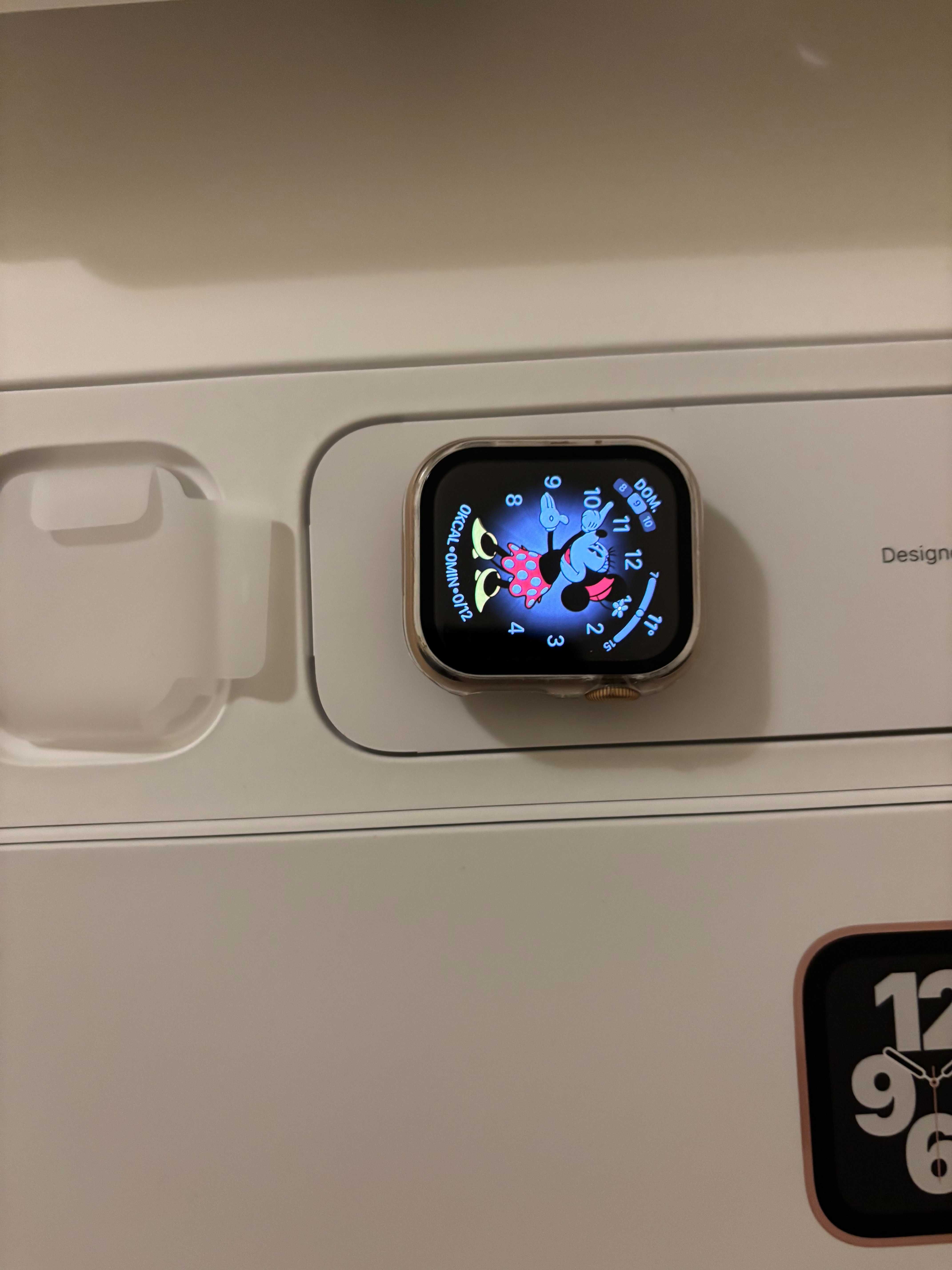 Apple Watch SE GPS 40 mm Starlight