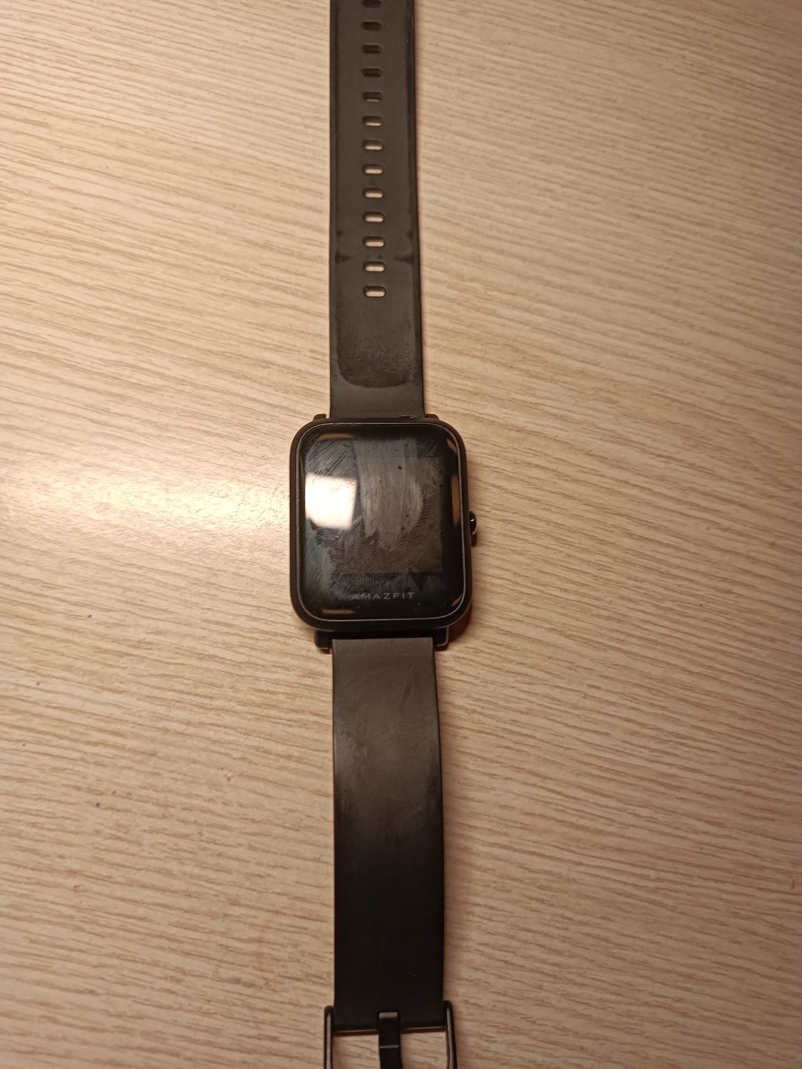 Смарт часы Б/У AMAZFIT BIP.
