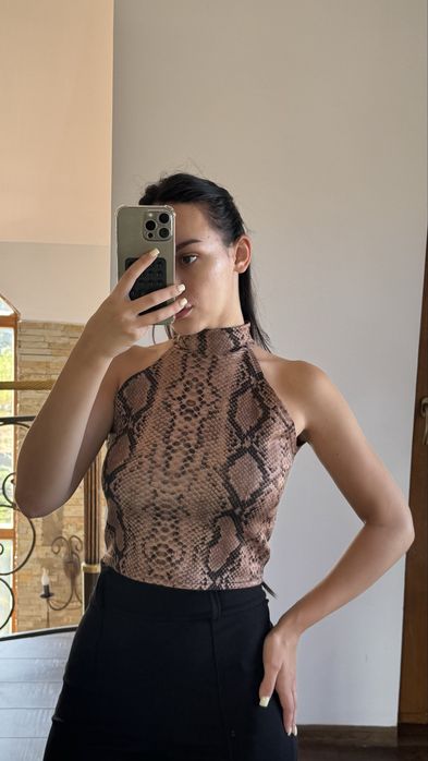 Топ  принт «пітон»