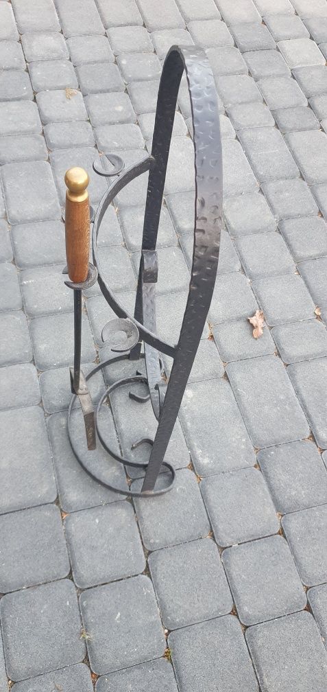 Stojak kominkowy