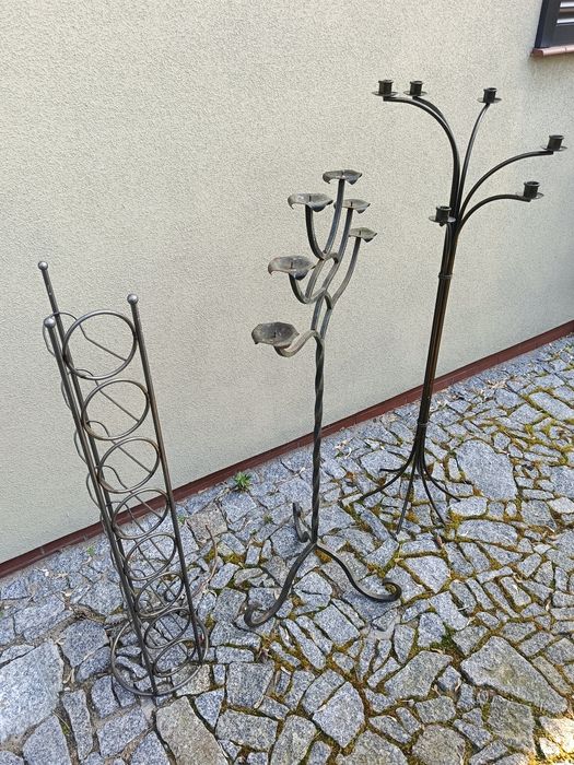 Dwa duże świeczniki + duży stojak na wino