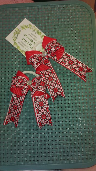 Бантики в українському стилі під вишиванку