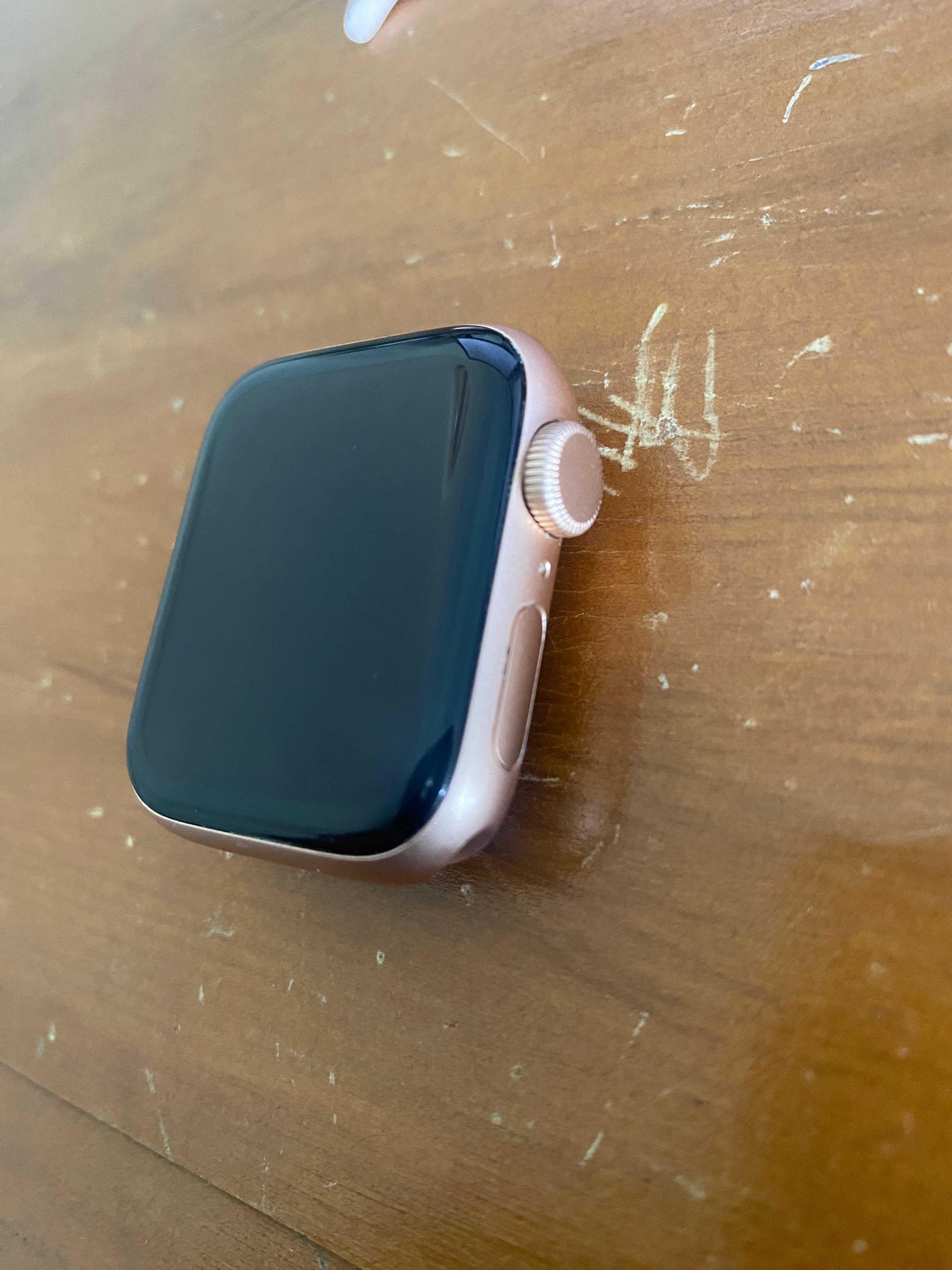 Apple Watch SE 40mm