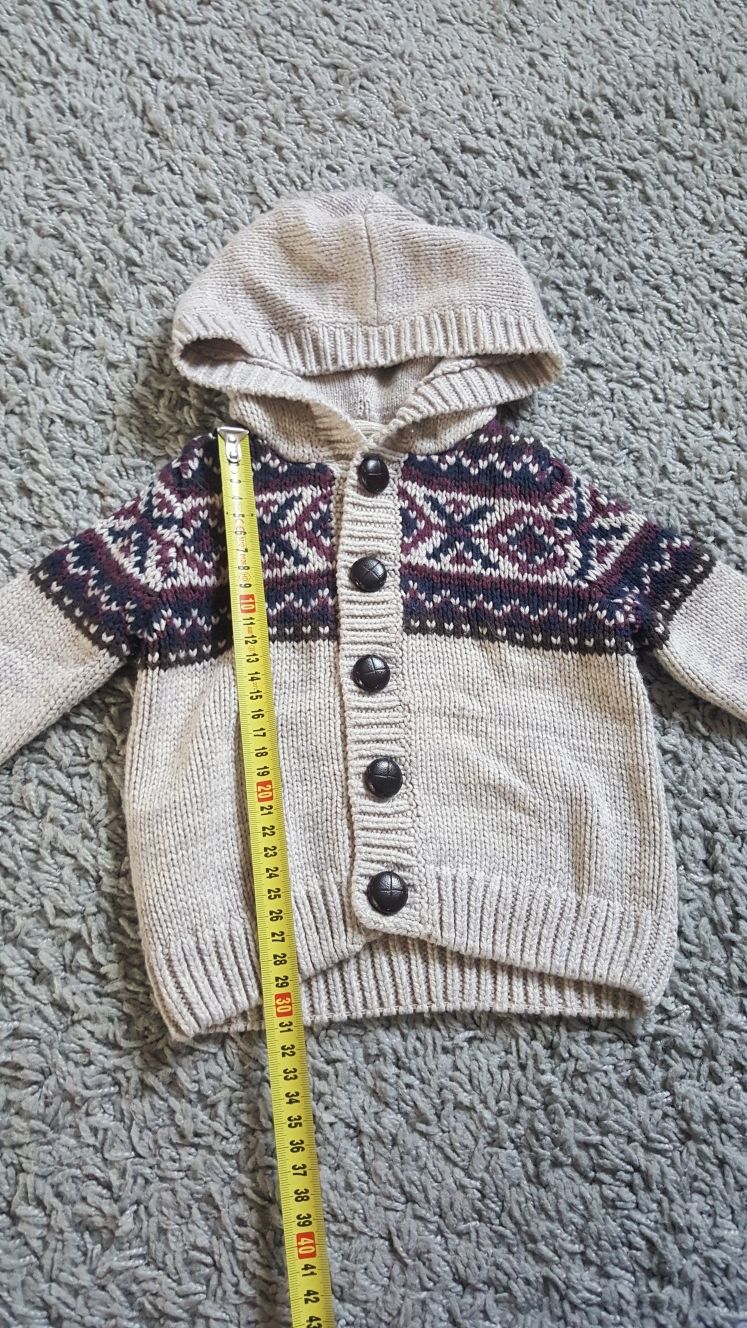 Sweter sweterek świąteczny dla chłopca zimowy rozpinany 74 z kapturem