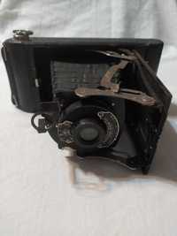 Zabytkowy aparat fotograficzny kodak