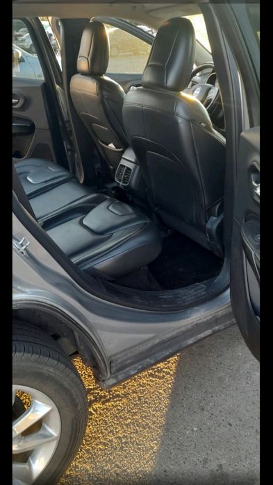 Jeep cherokee kl limited 2.4 2015