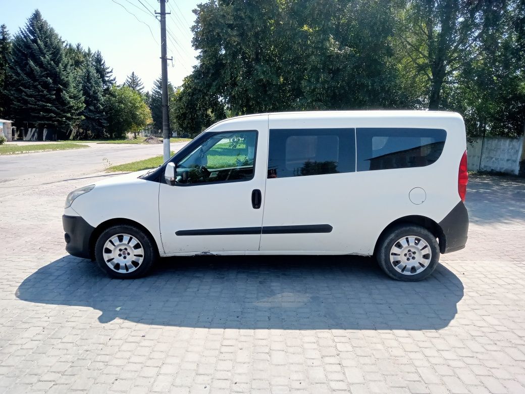 Продам Фіат Добло 2011 р.в. 1.6. дизель