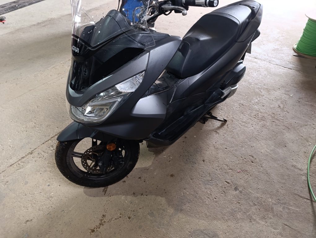 Honda Pcx 2017 muito boa