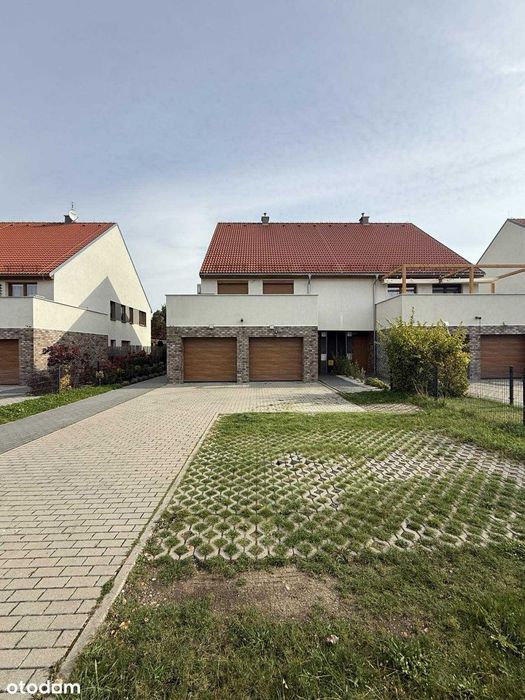 3-pokojowe z ogrodem i garażem Maślice REZERWACJA do 6.11.2025