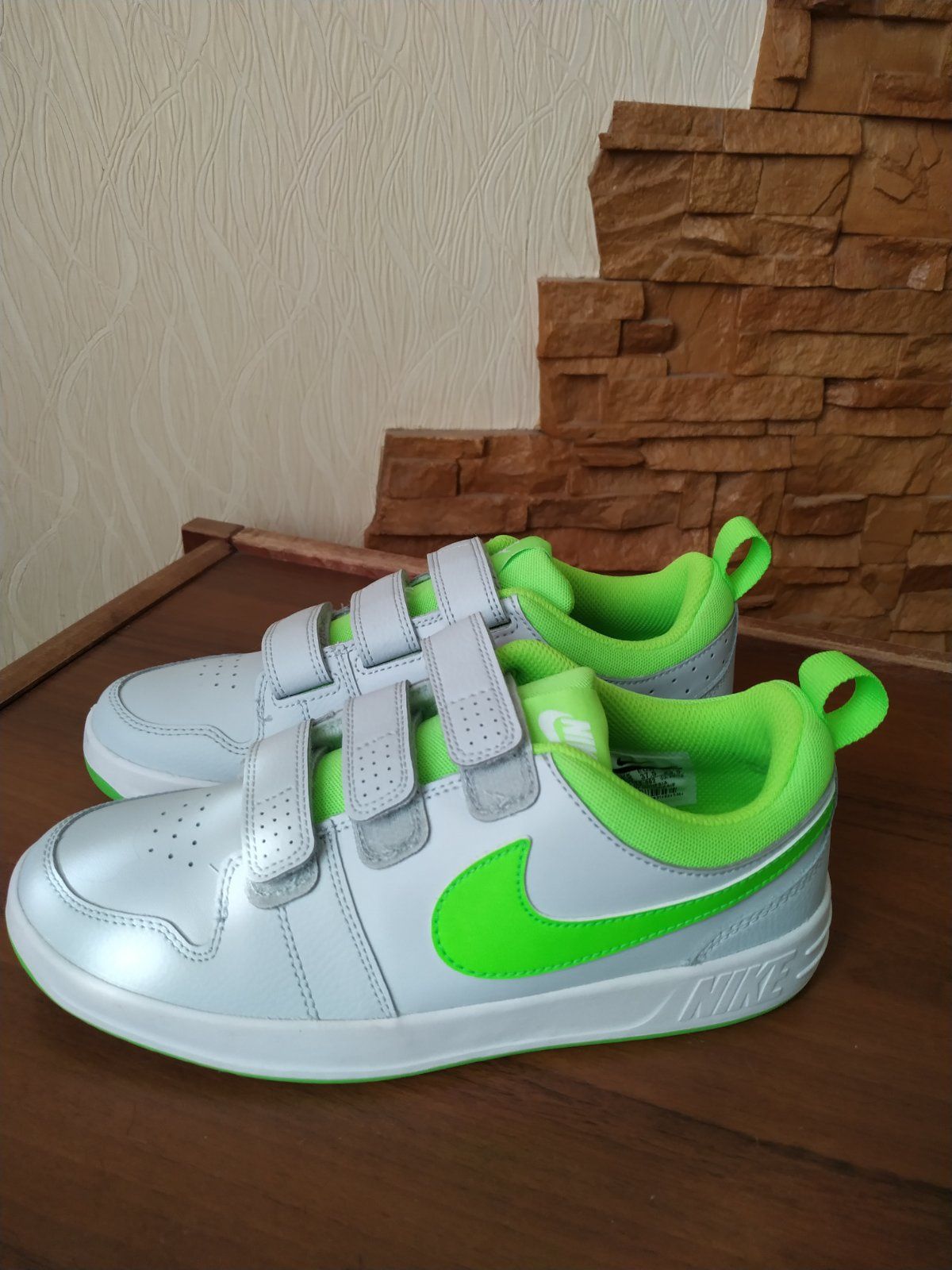 Новые пПодростковые кросовки Nike(оригинал) .