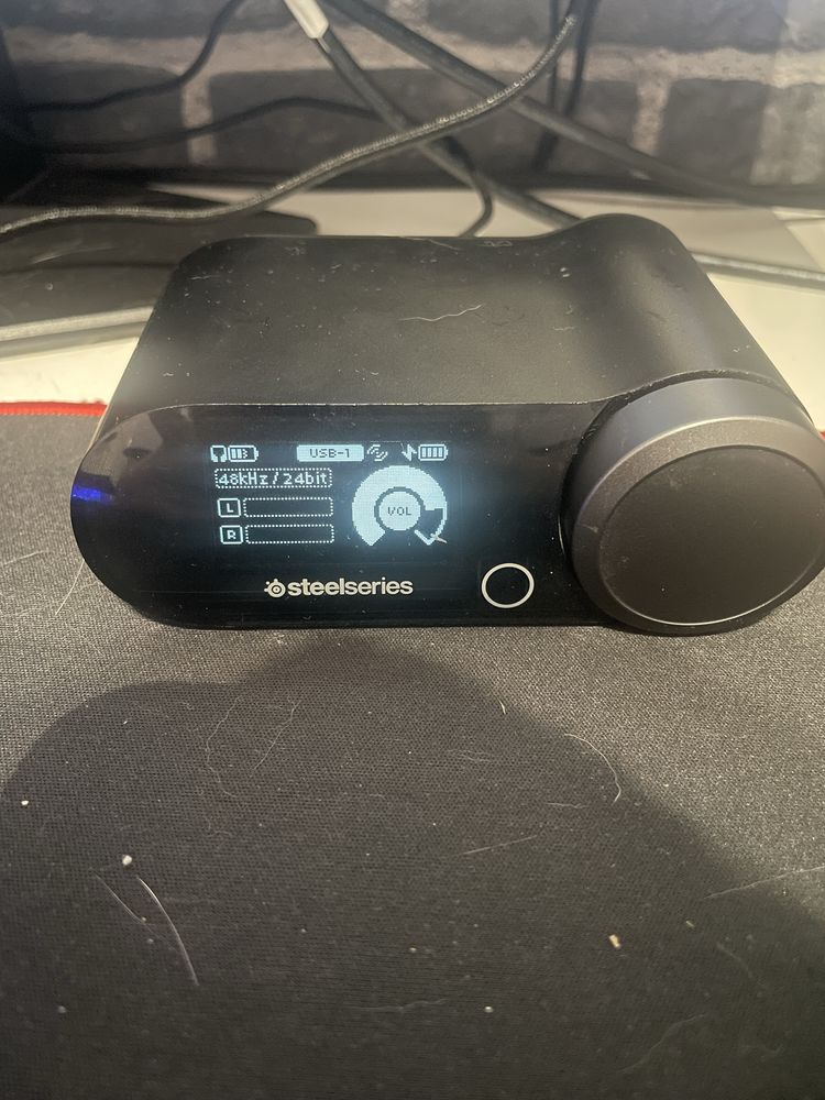 Steelseries Arctis Nova Pro Wireless (Sem Caixa)