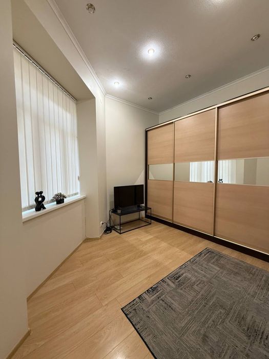 Продаж 2 кім квартири  в центрі
