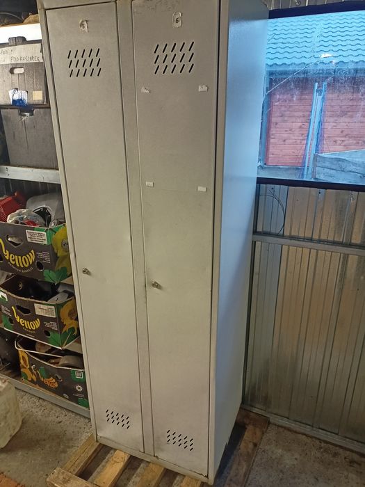 Szafka ubraniowa pracownicza