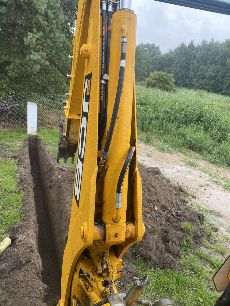 Usługi koparko-Ladowarka JCB 3CX