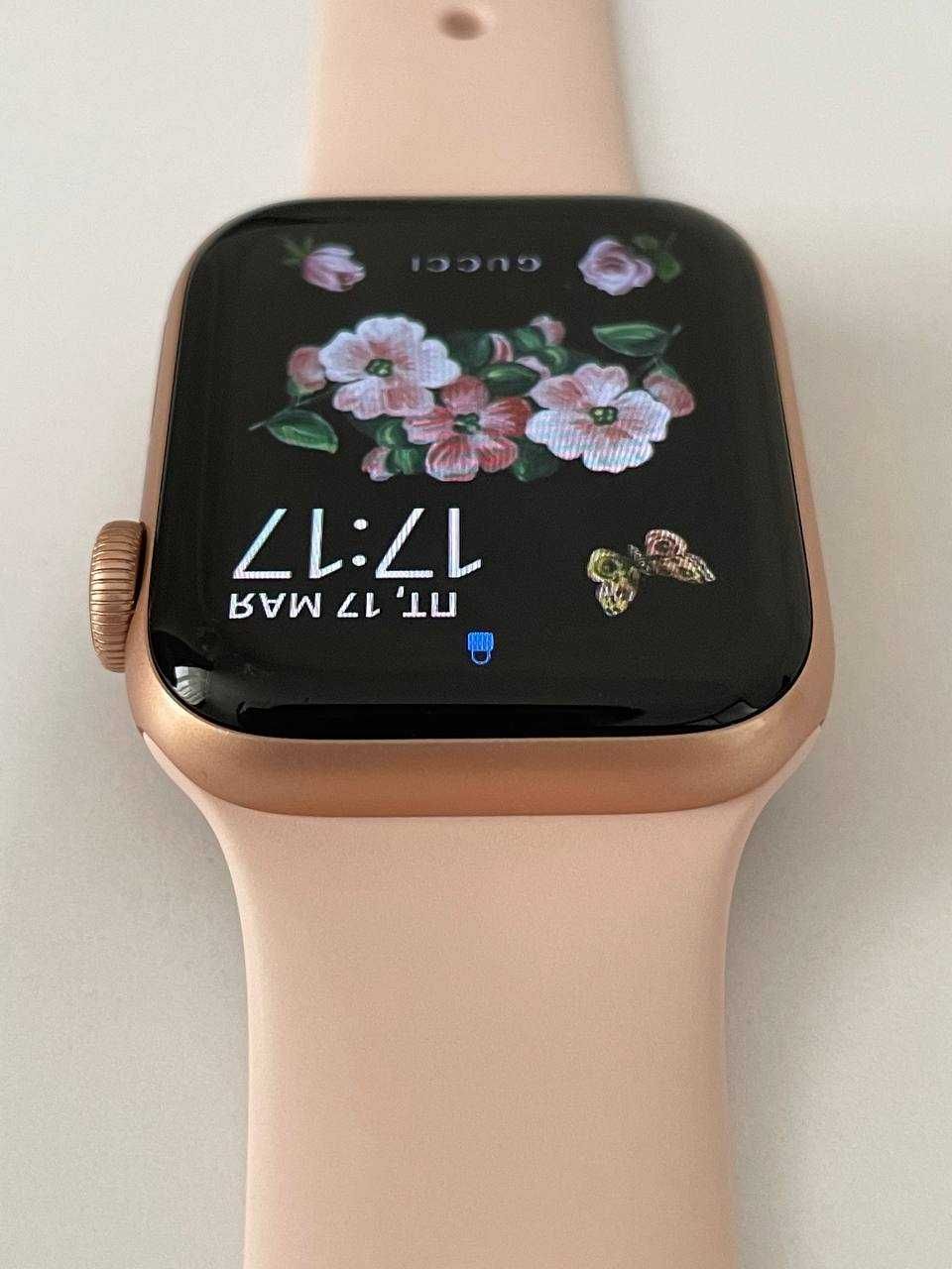 Продам Apple Watch Series 4 40 mm