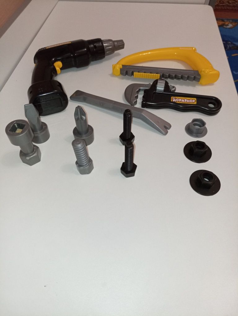 Набір іграшкових інструментів Keenway My workshop + Funny TOOL SET