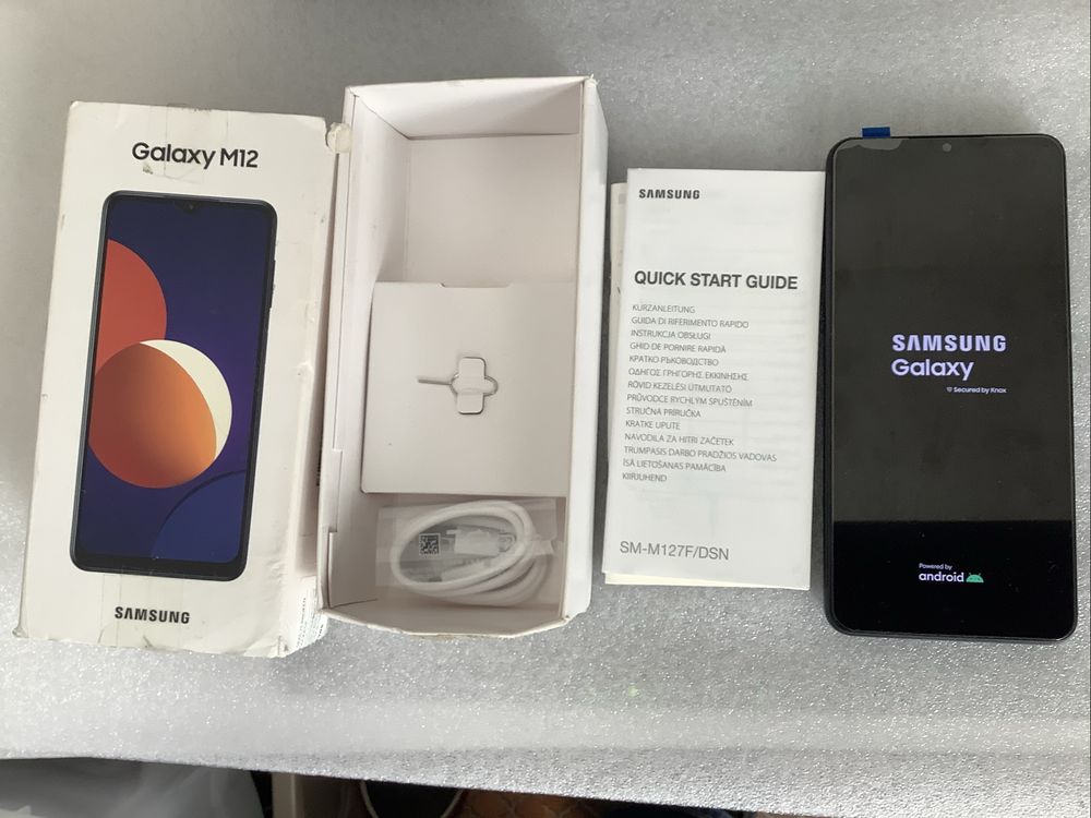 Telemovel Samsung Galaxy M12