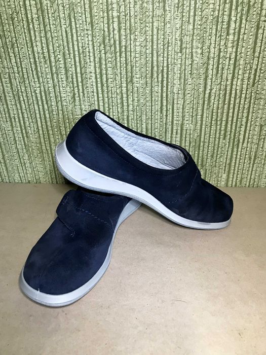 Замшеві туфлі мокасини на ліпучці на устілку 27-27,5 см