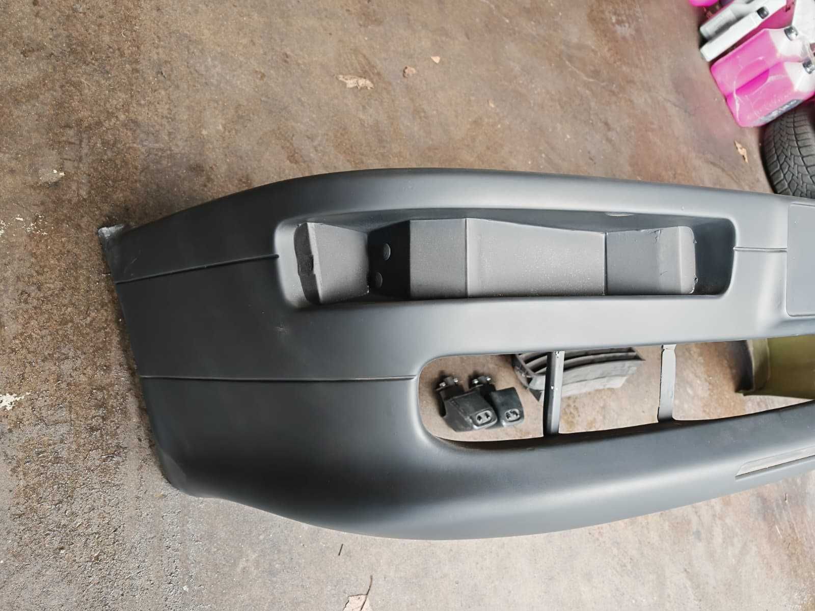 Audi 80 zderzak s2