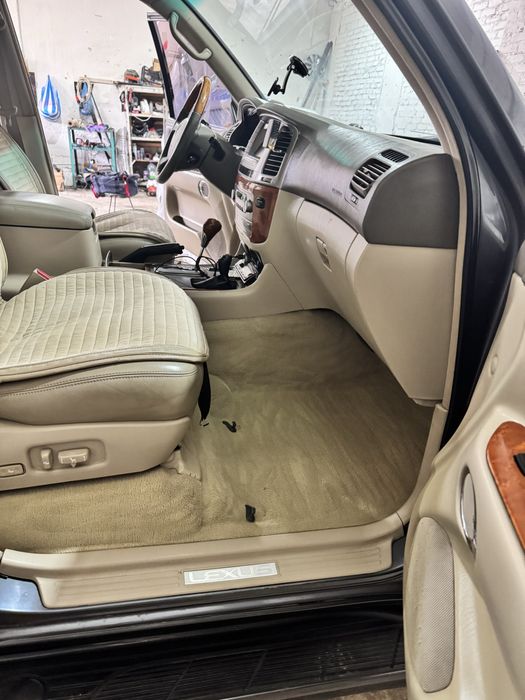 Продам легендарний Lexus LX470