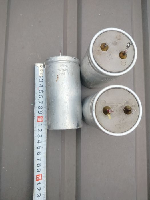 Конденсатор К-42-19, 10мф-500в.