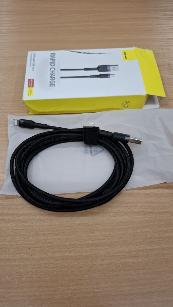 Kabel przewód USB na lightning wzmocniony do iPhone XR, XS 11, 12, 13