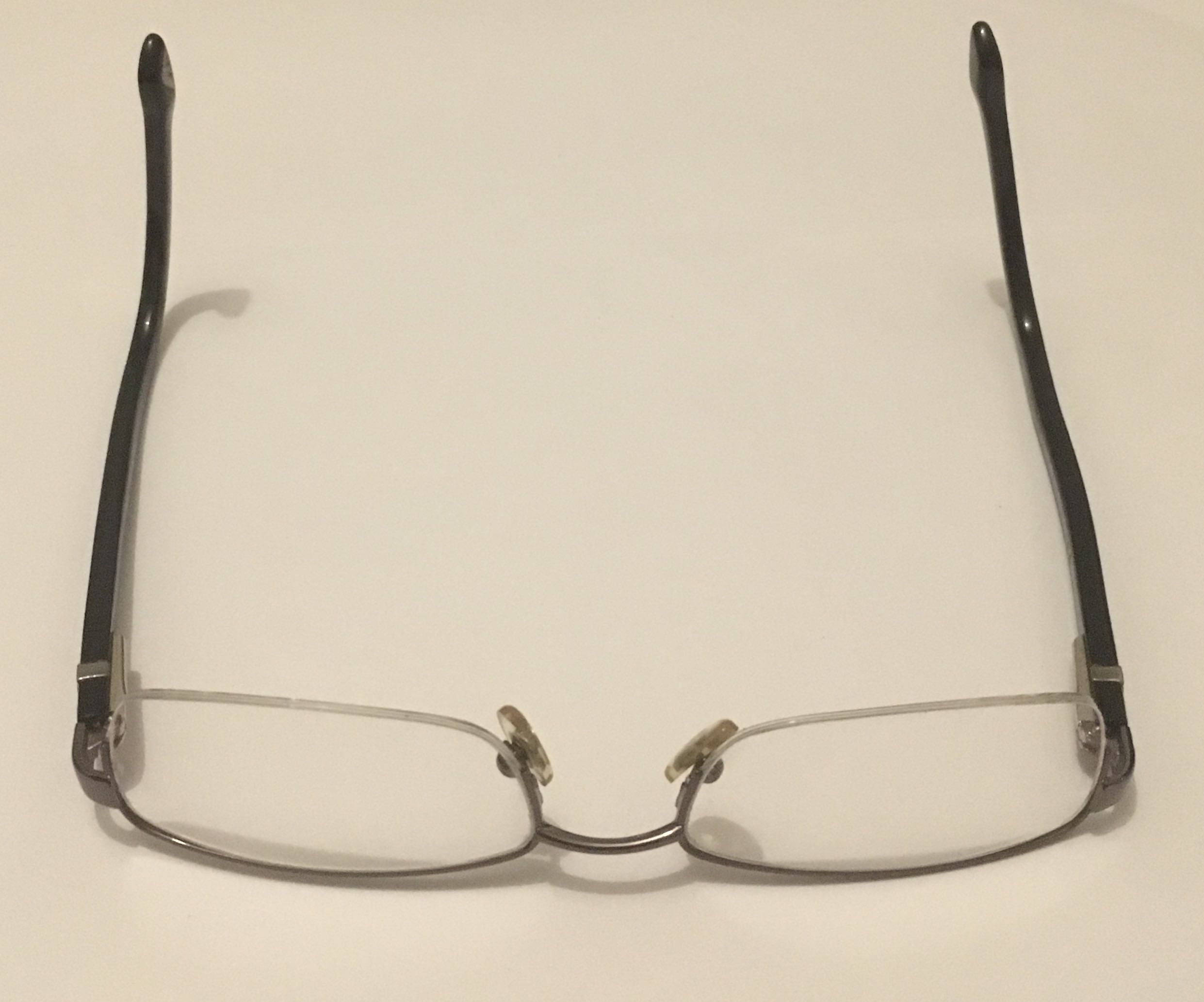 Armação de óculos marca Empório Armani