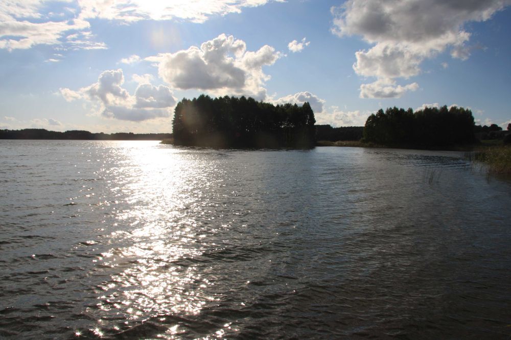 Dom nad jeziorem własna plaża pomost łódka