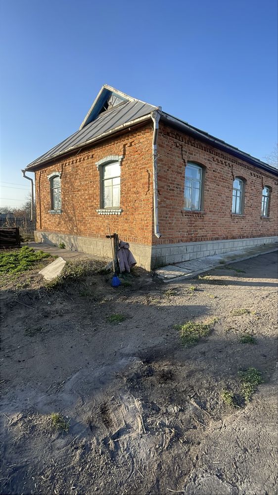 Продам будинок в мальовничому місці.