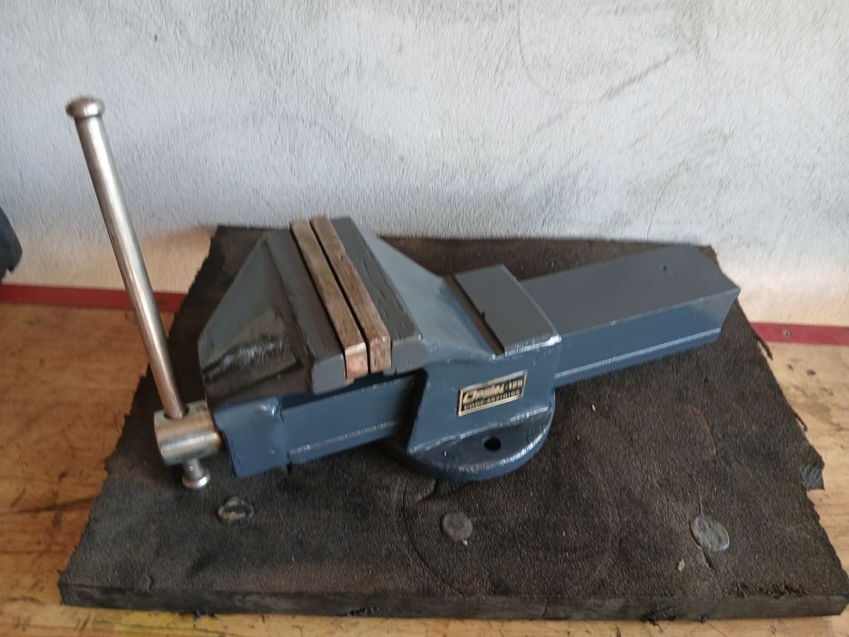 Torno de bancada OPSIAL marca Francesa