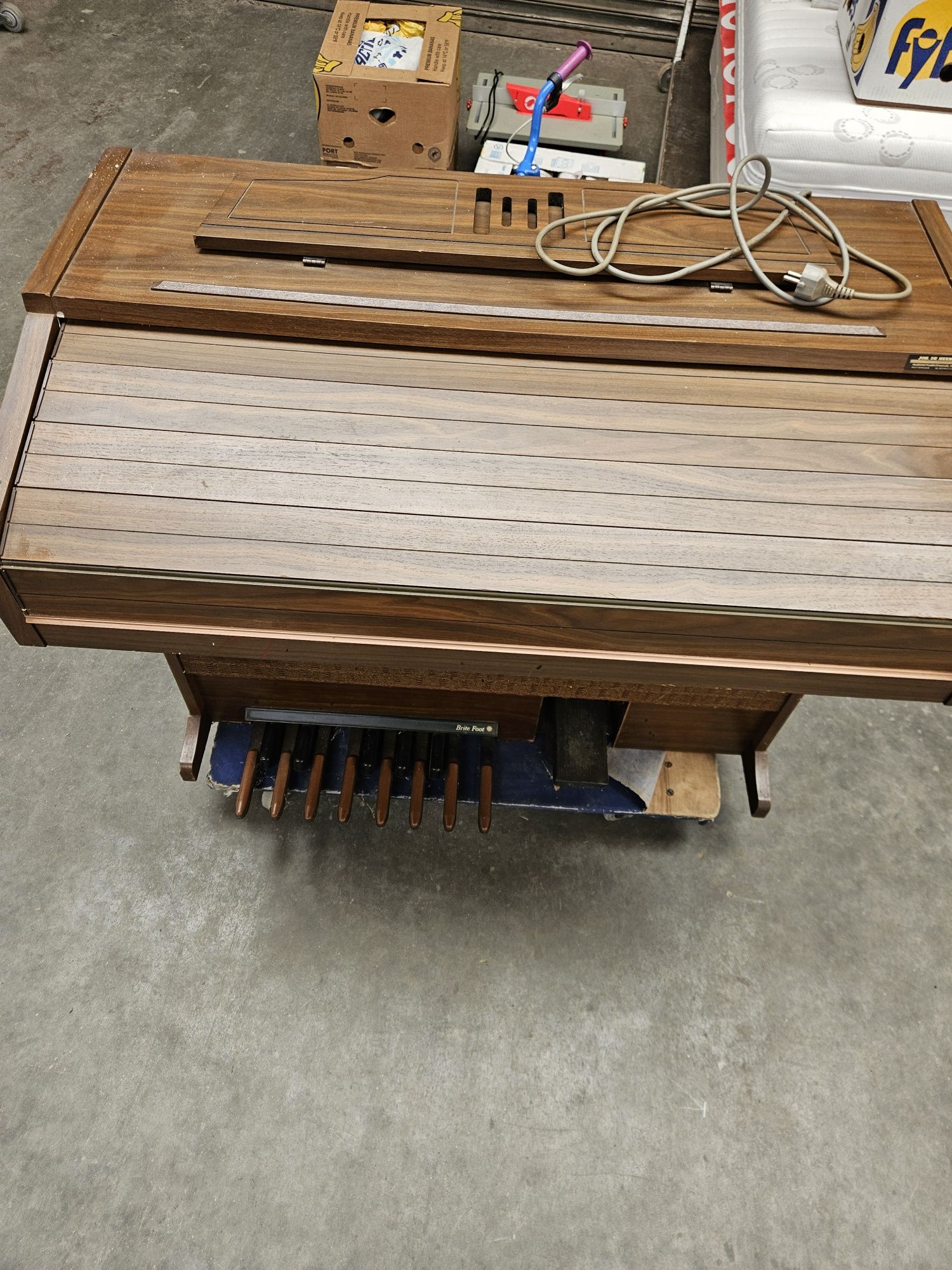 organy nihon hammond Ltd