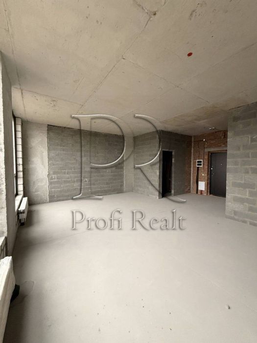 Продаж 4 кімн. квартири ЖК Варшавський/Родини Крістерів/Ретровіль