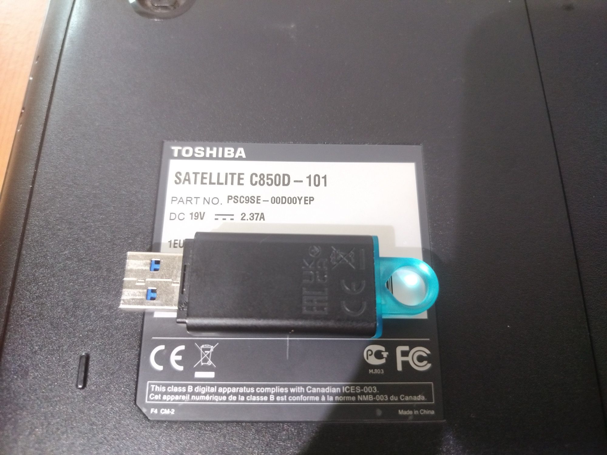 Toshiba Satellite C850D-101