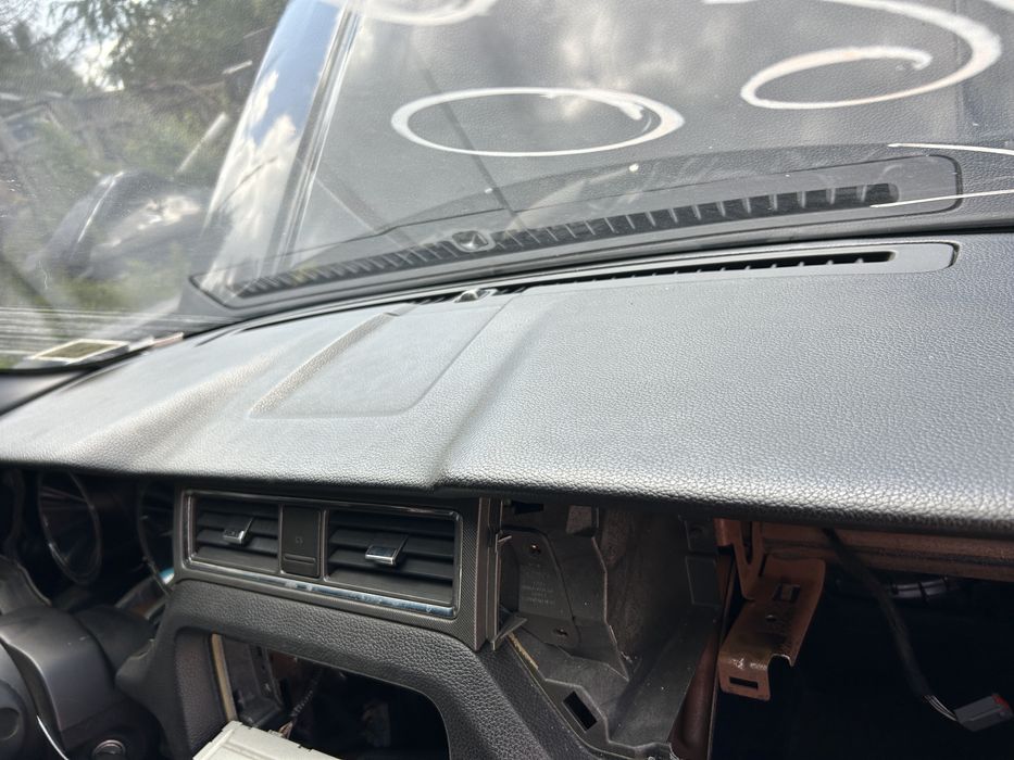 Ford mustang V 10-14 deska rozdzielcza konsola kokpit