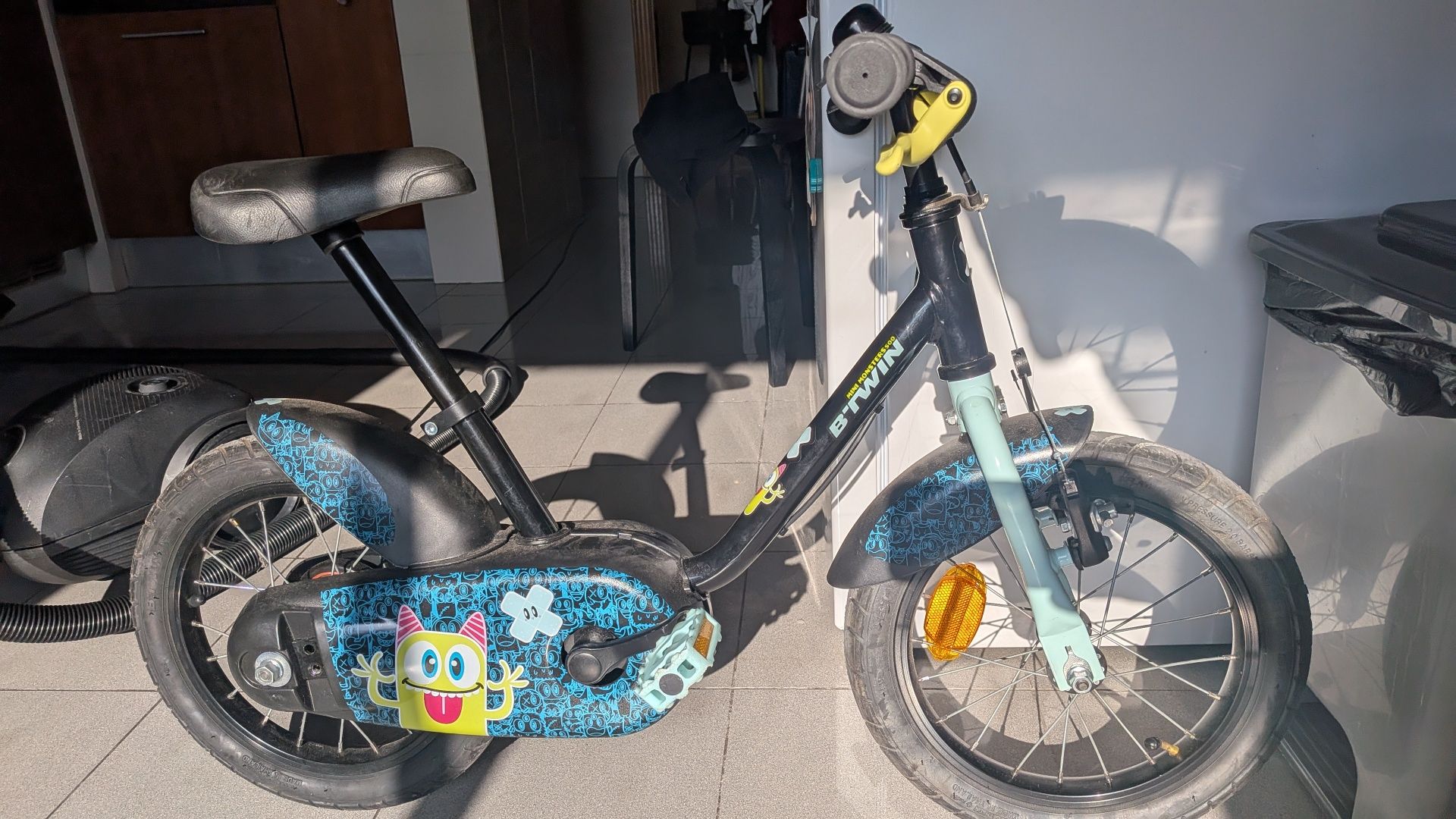 Bicicleta infantil B'Twin 14" - excelente estado