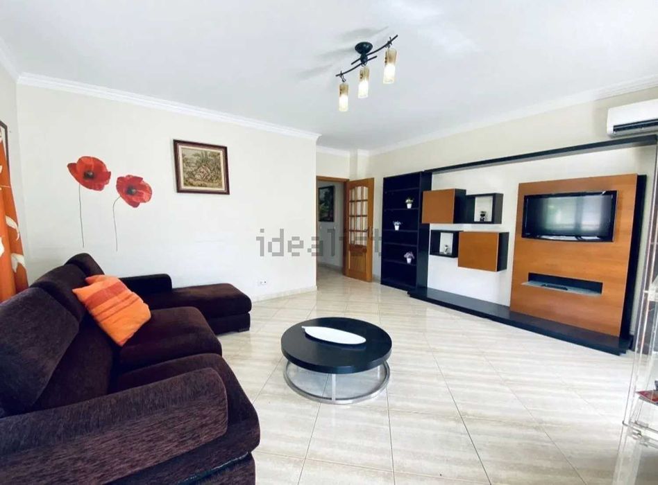 Apartamento T2 Quarteira